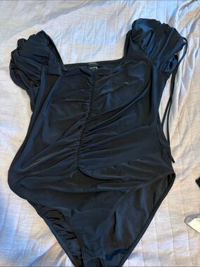 Libian Black Ruched Puff-Sleeve Bodysuit